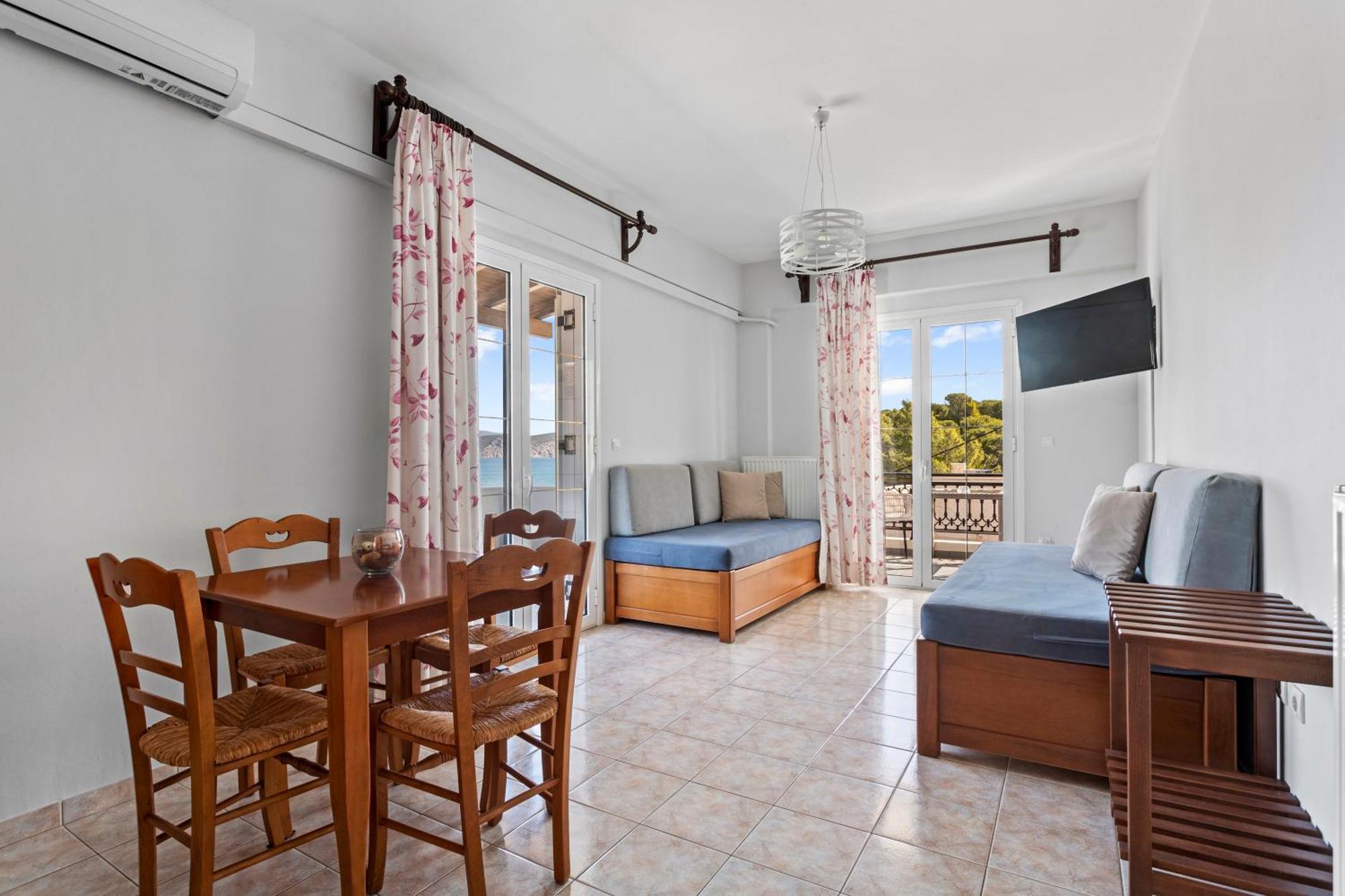 Vasilis Apartments エルミオニ エクステリア 写真