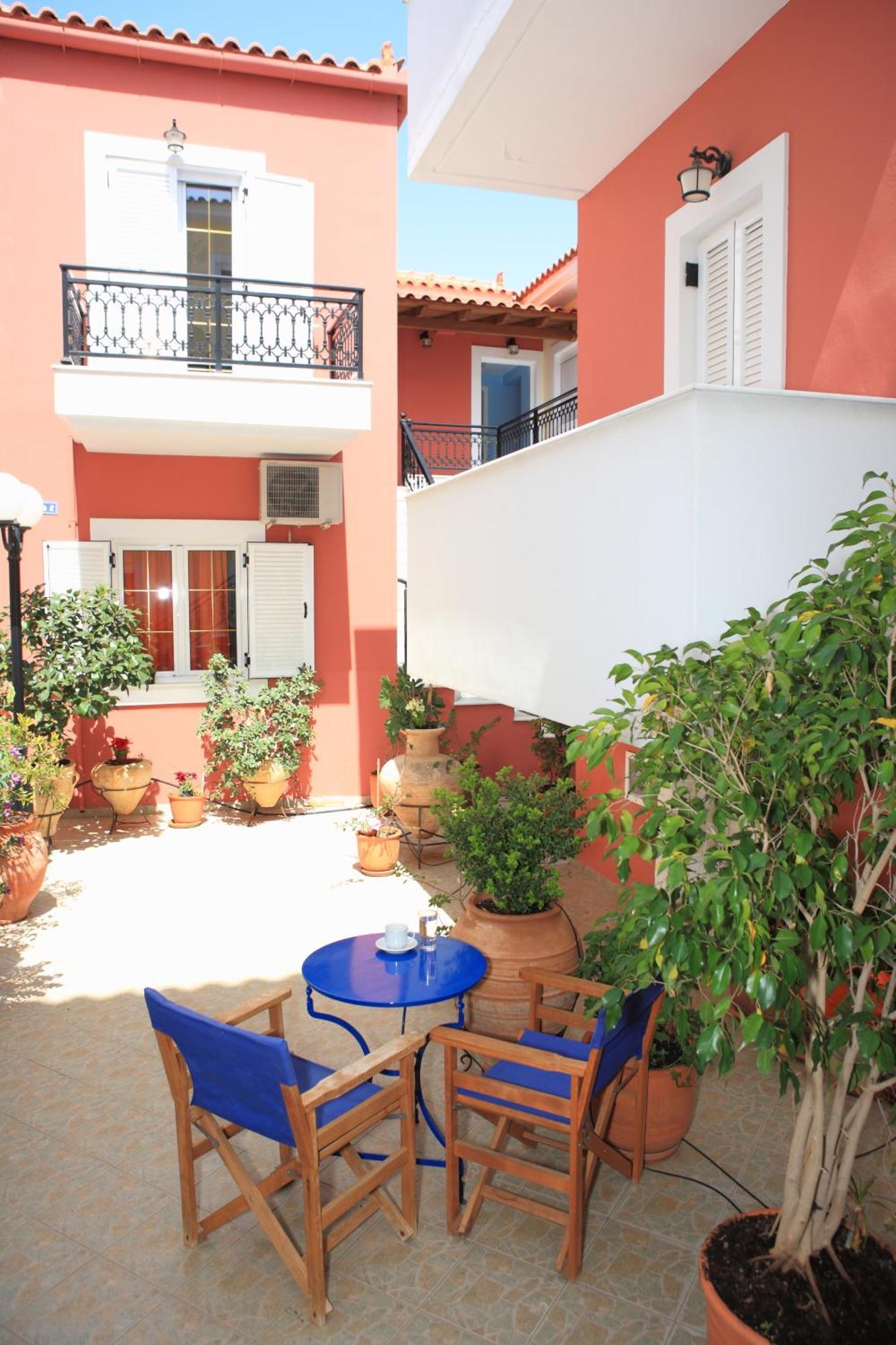 Vasilis Apartments エルミオニ エクステリア 写真