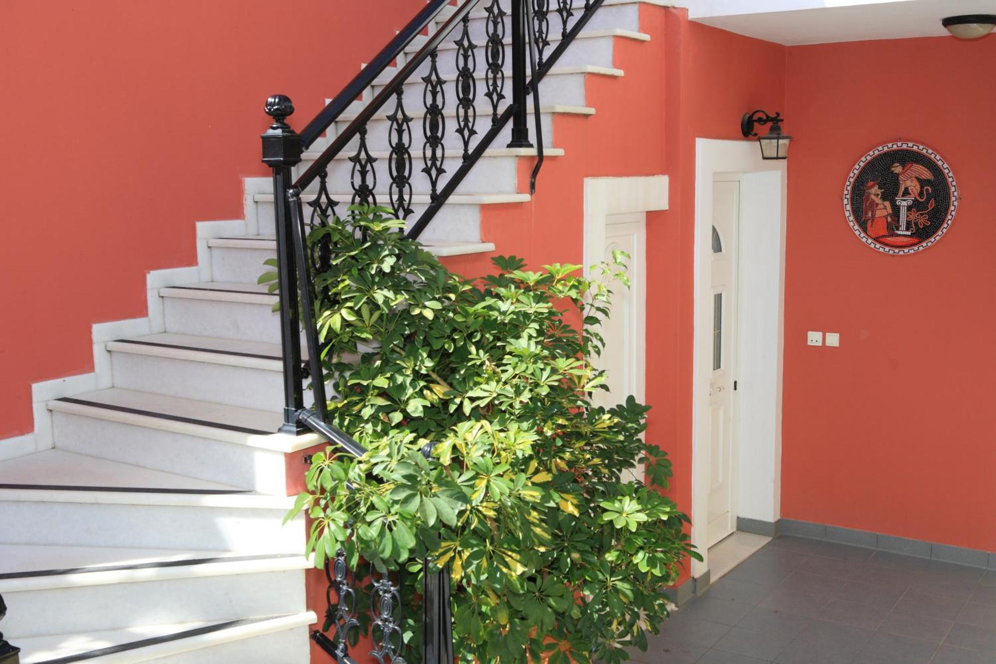 Vasilis Apartments エルミオニ エクステリア 写真